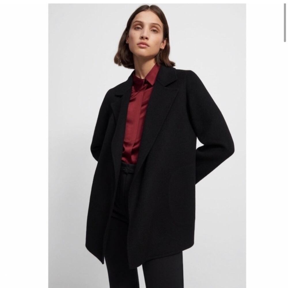 Theory Sileena (Clairene) Coat In Black.
